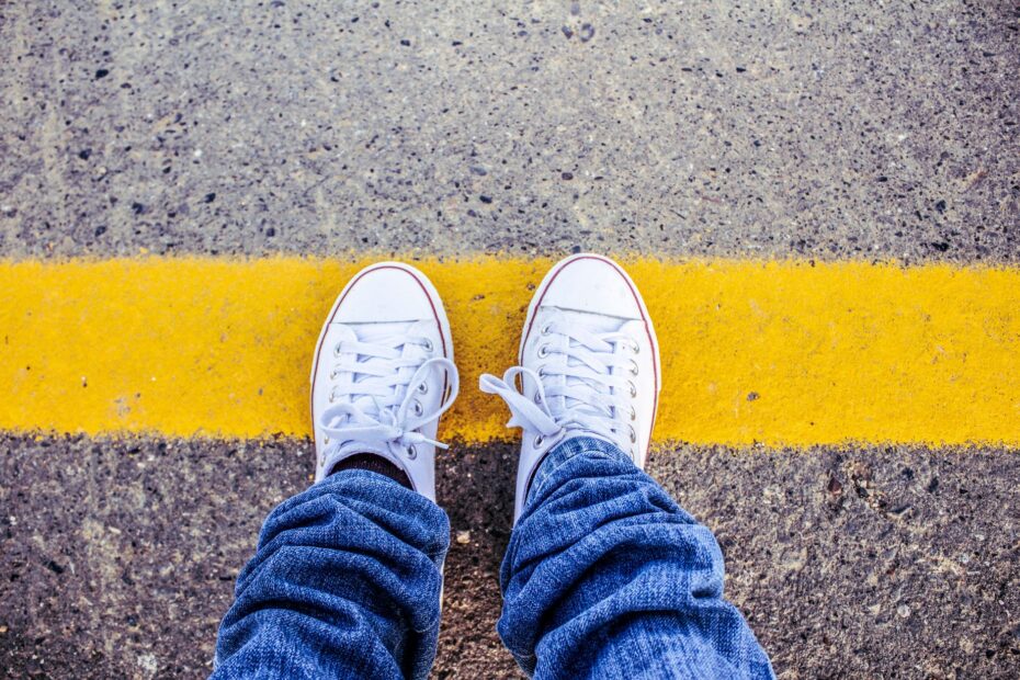 How to Choose the Right Shoe Size for Your Feet?