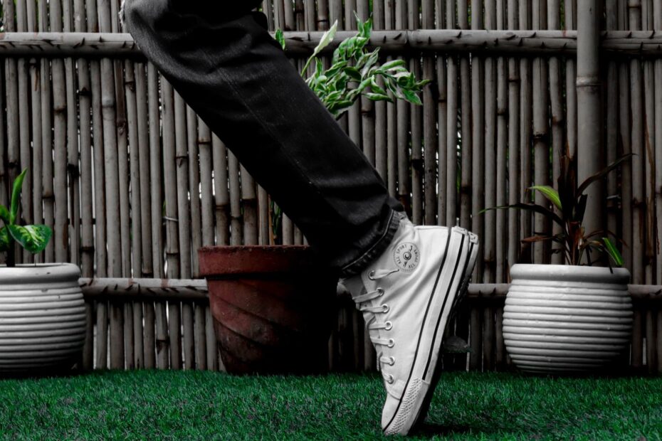 Why Do Shoes Wear Out Unevenly? Causes and Gait Clues